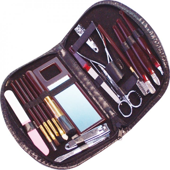 Maniküre & Make-up Set 18-teilig im Etui von Elina med