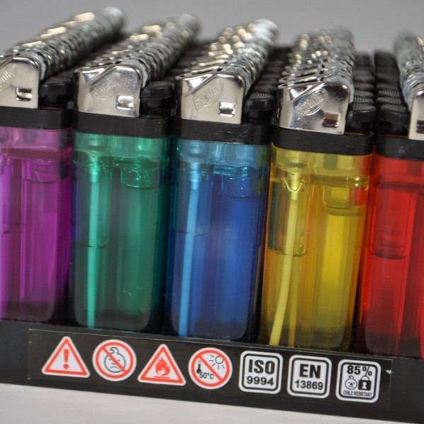 50 Einwegfeuerzeuge Feuerzeuge mit Reibrad verschiedene Farben Raucherbedarf