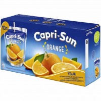 Capri-Sun Orange 200ml Capri Sonne mit Papiertrinkhalmen.
